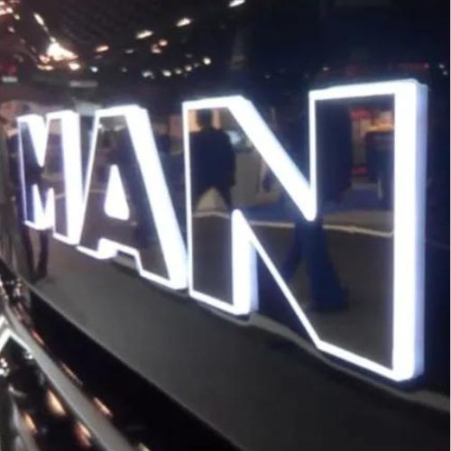 M.a.n TGL en TGM embleem verlicht vanaf 2020